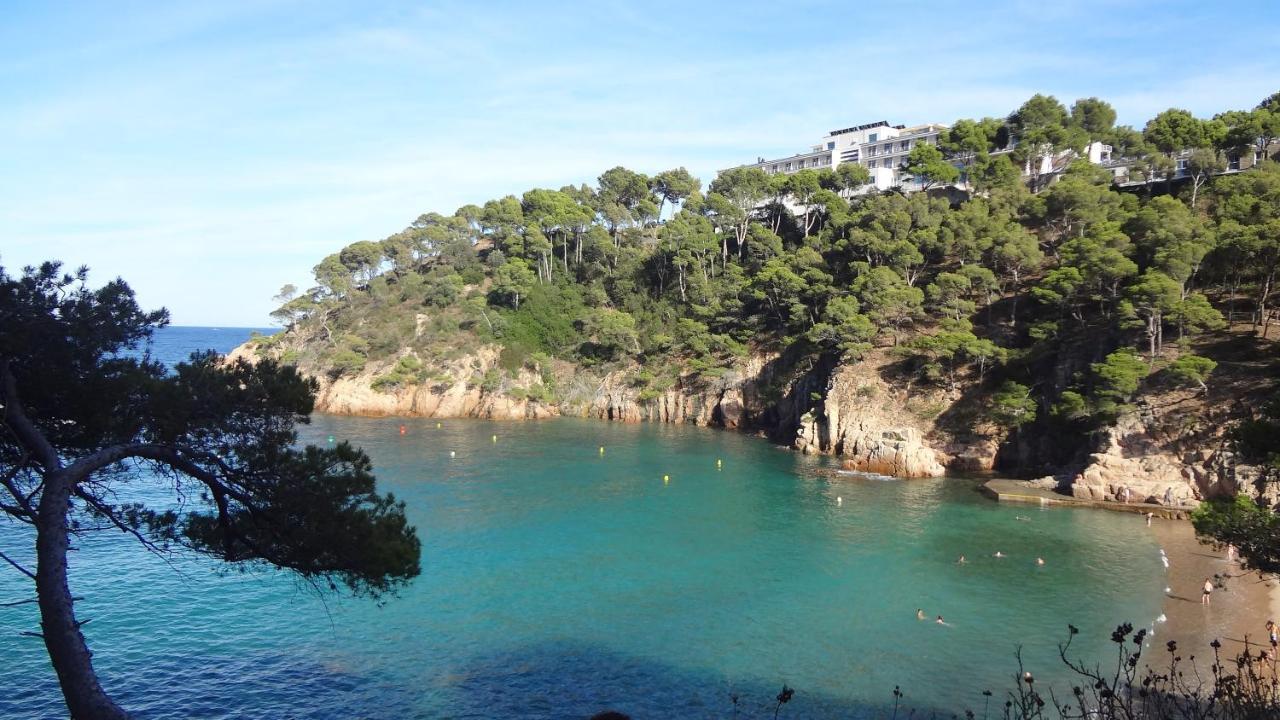 Encis D'Emporda -Adults Only- Guest House Casavells ภายนอก รูปภาพ
