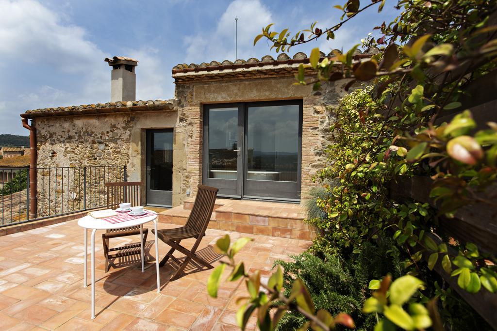 Encis D'Emporda -Adults Only- Guest House Casavells ภายนอก รูปภาพ