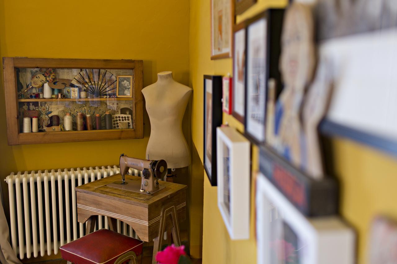 Encis D'Emporda -Adults Only- Guest House Casavells ภายนอก รูปภาพ